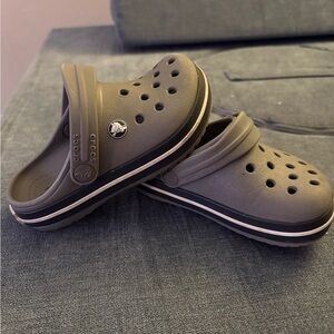 TODDLER CROCS